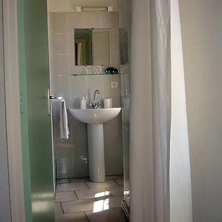 La Fontaine - D'hotes 3*